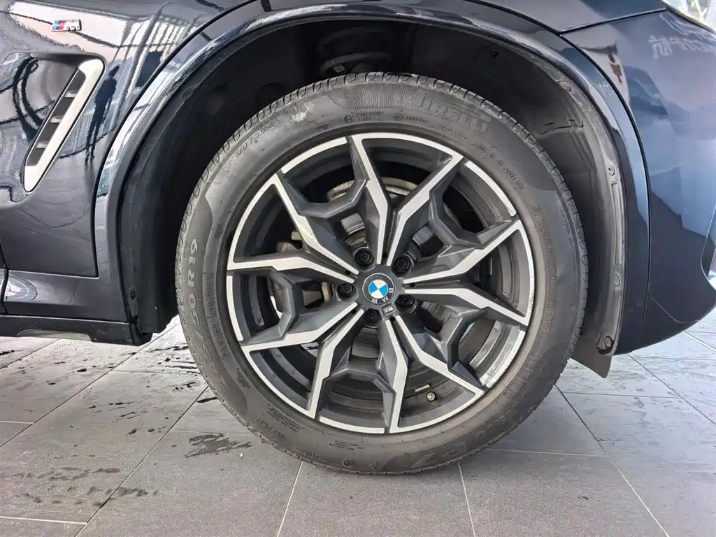 BMW X3 — миниатюра 13