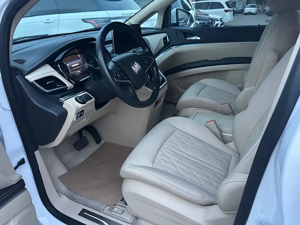 Buick GL8 — миниатюра 13