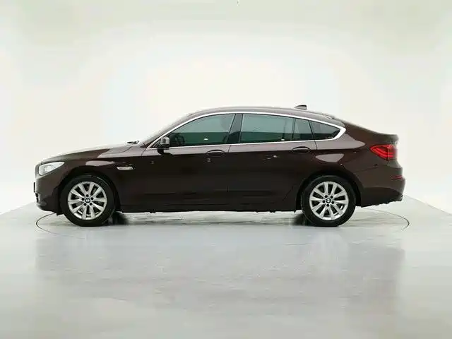 BMW 5 Series GT — миниатюра 3