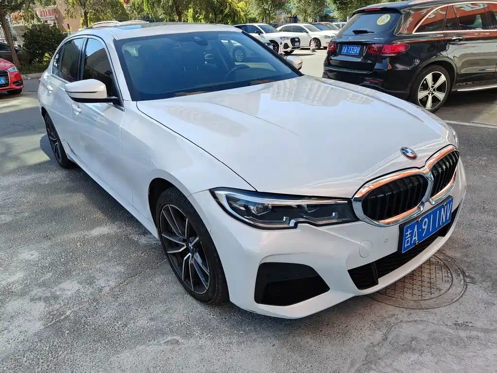 BMW 3 Series — миниатюра 2
