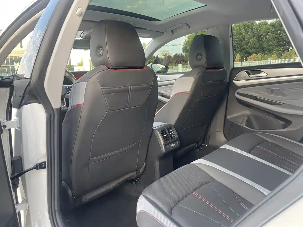 Volkswagen Lamando Lamando L 280TSI DSG Cool Hot Edition, фото 9