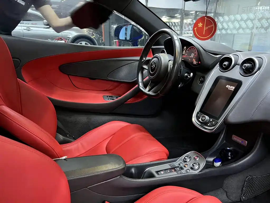 MCLAREN  540C