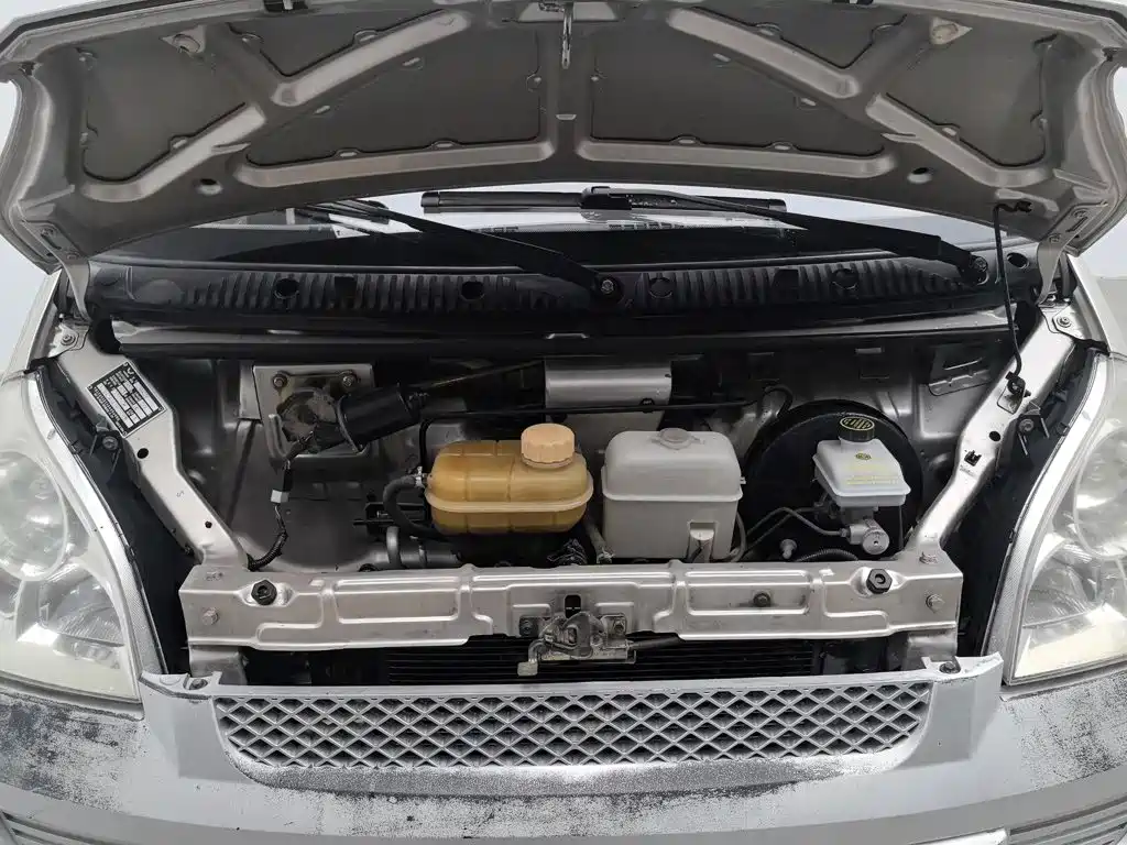 Wuling Rongguang — миниатюра 6
