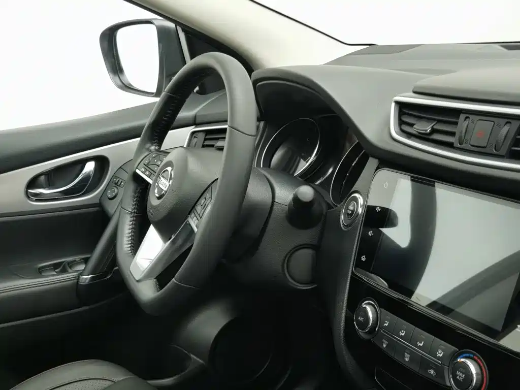 Nissan Qashqai — миниатюра 22