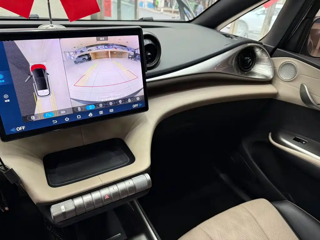 BYD Dolphin — миниатюра 12