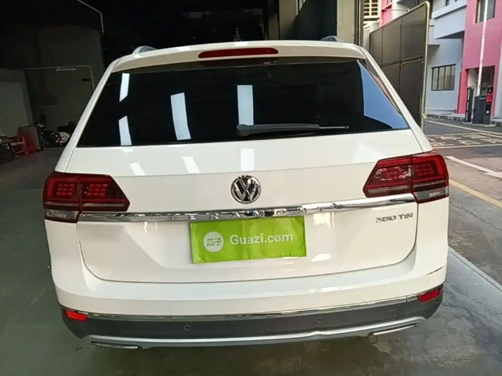 Volkswagen Teramont — миниатюра 6