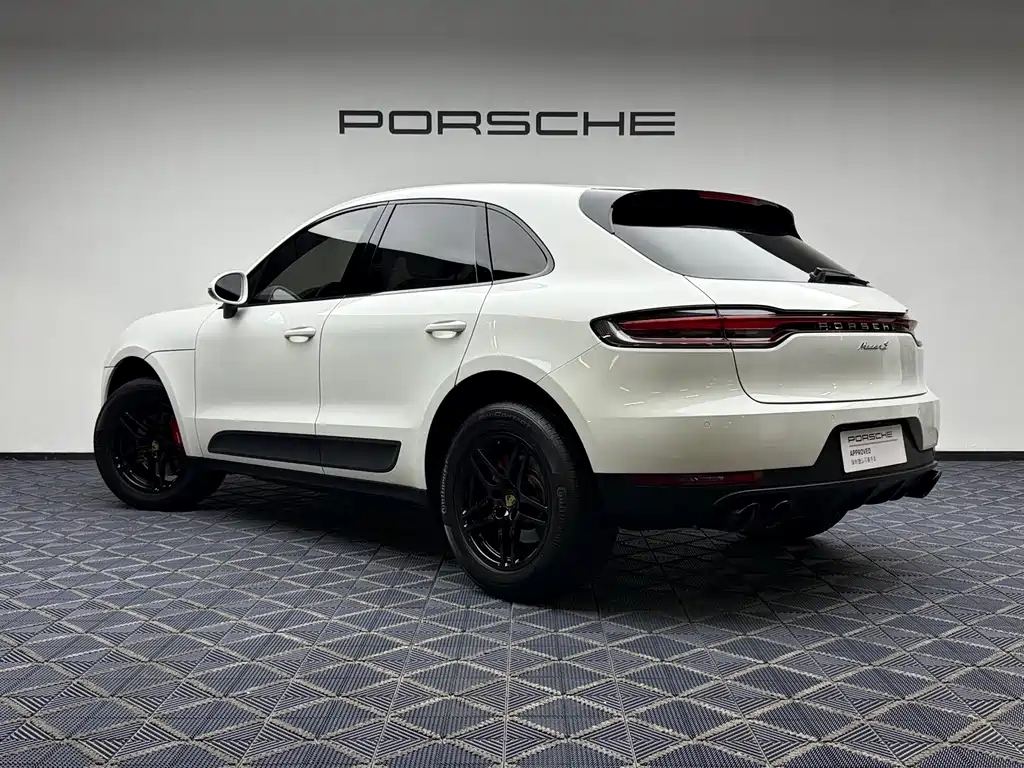Porsche Macan — миниатюра 11