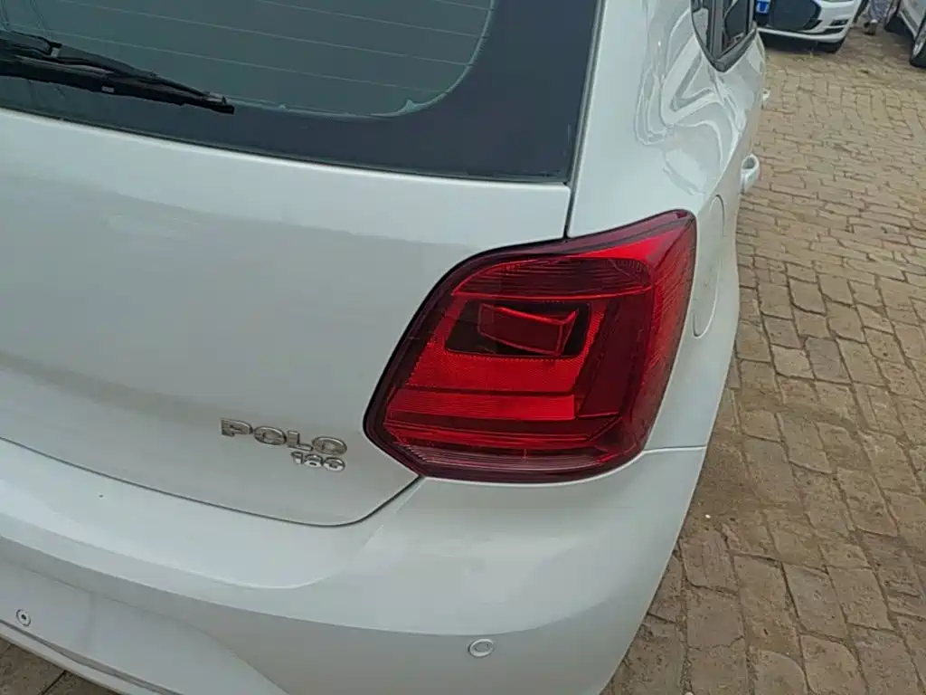 Volkswagen Polo — миниатюра 8