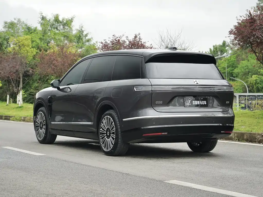NIO ES8 2026 мест Executive Luxury