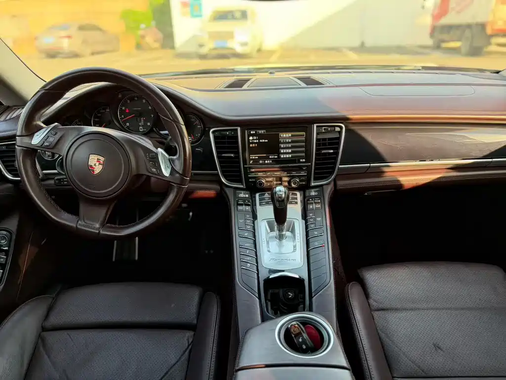 Porsche Panamera — миниатюра 13