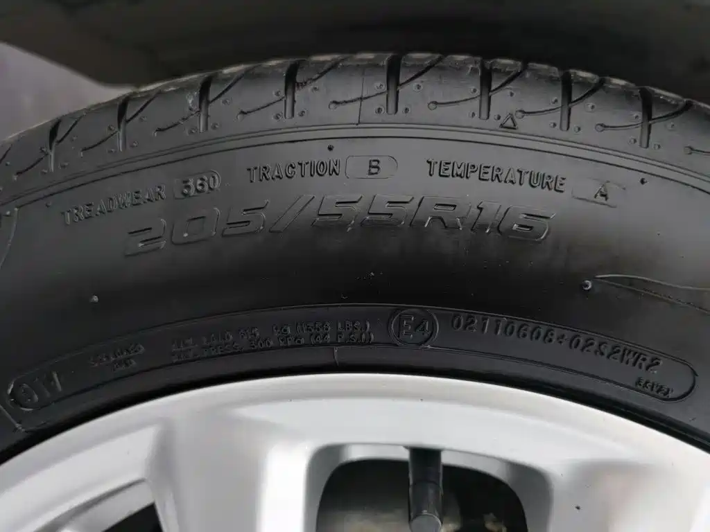 Roewe i5 — миниатюра 24