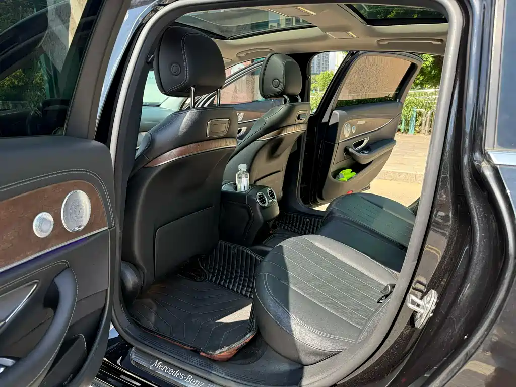 Mercedes-Benz E-Class E 2019 E 300 L Fashion
