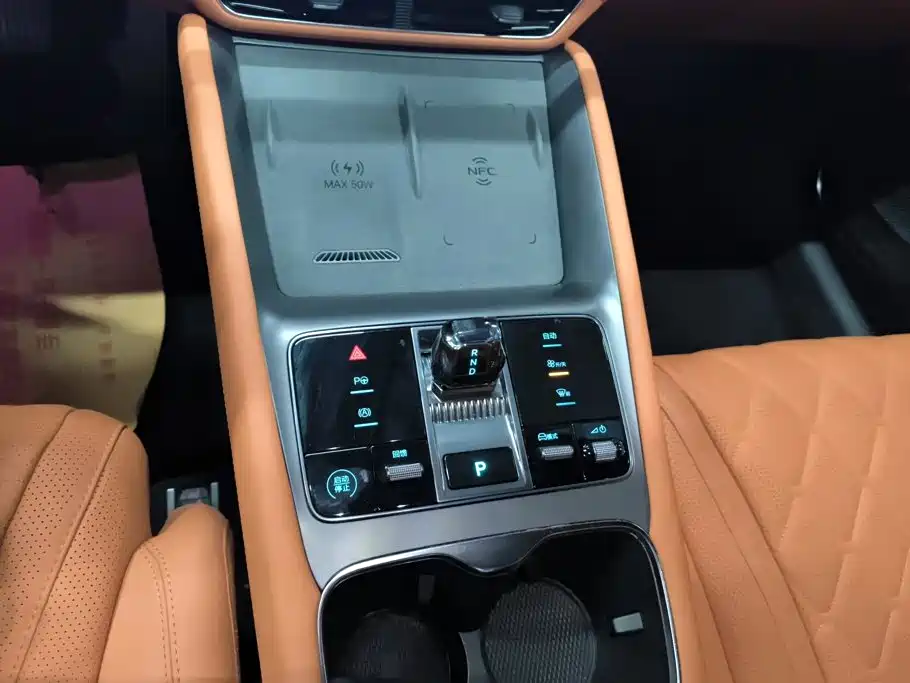BYD Sealion 07 EV — миниатюра 16