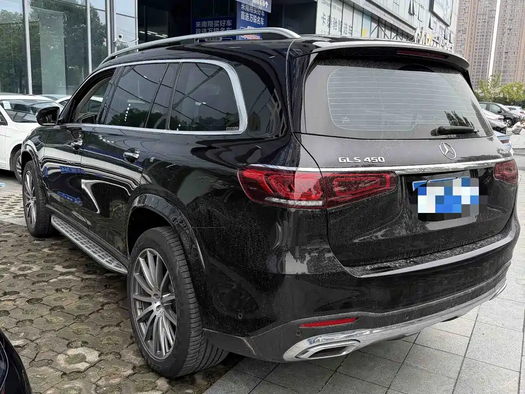 Mercedes-Benz GLS — миниатюра 8