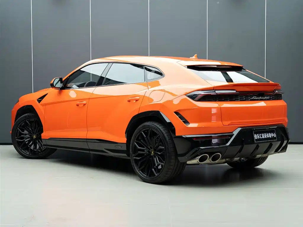Lamborghini Urus SE 2025 4.0T Standard