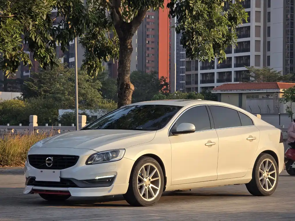 Volvo S60 2016