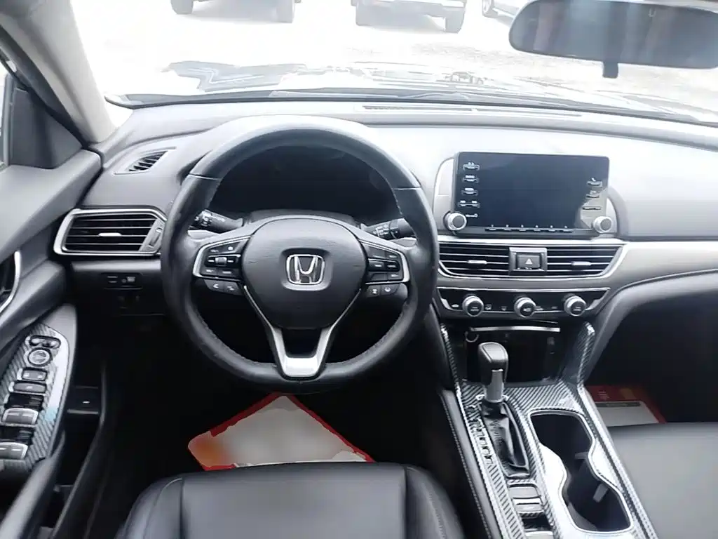 Honda Accord — миниатюра 11