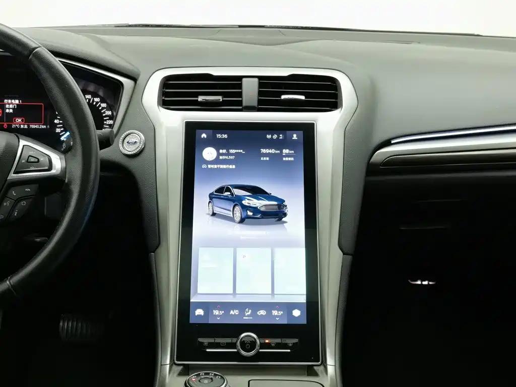 Ford Mondeo — миниатюра 12