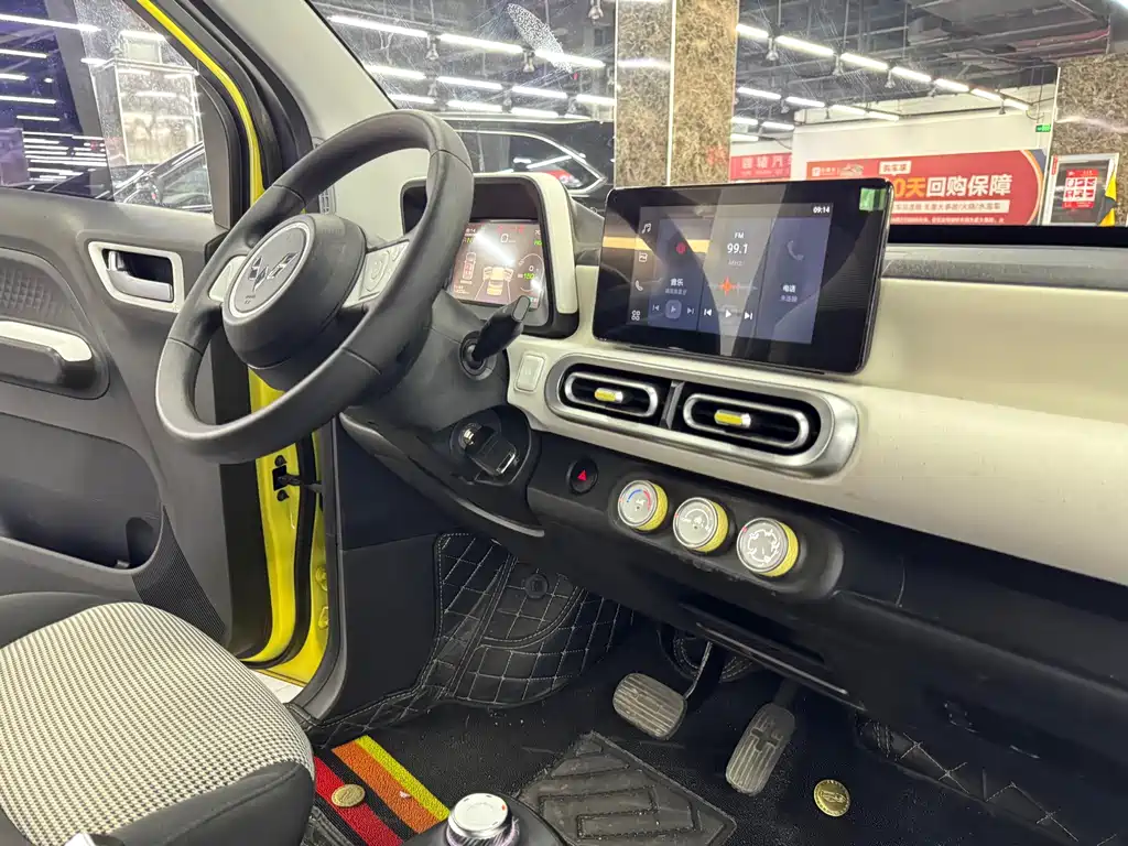 Wuling MINIEV — миниатюра 10