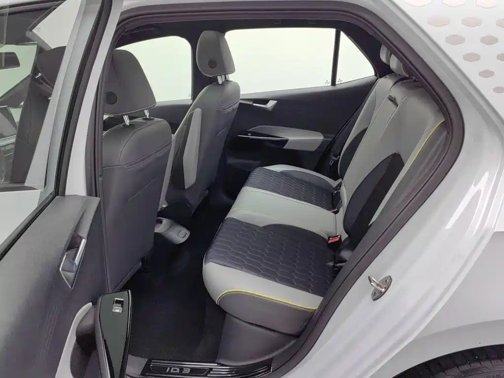 Volkswagen ID.3 — миниатюра 15