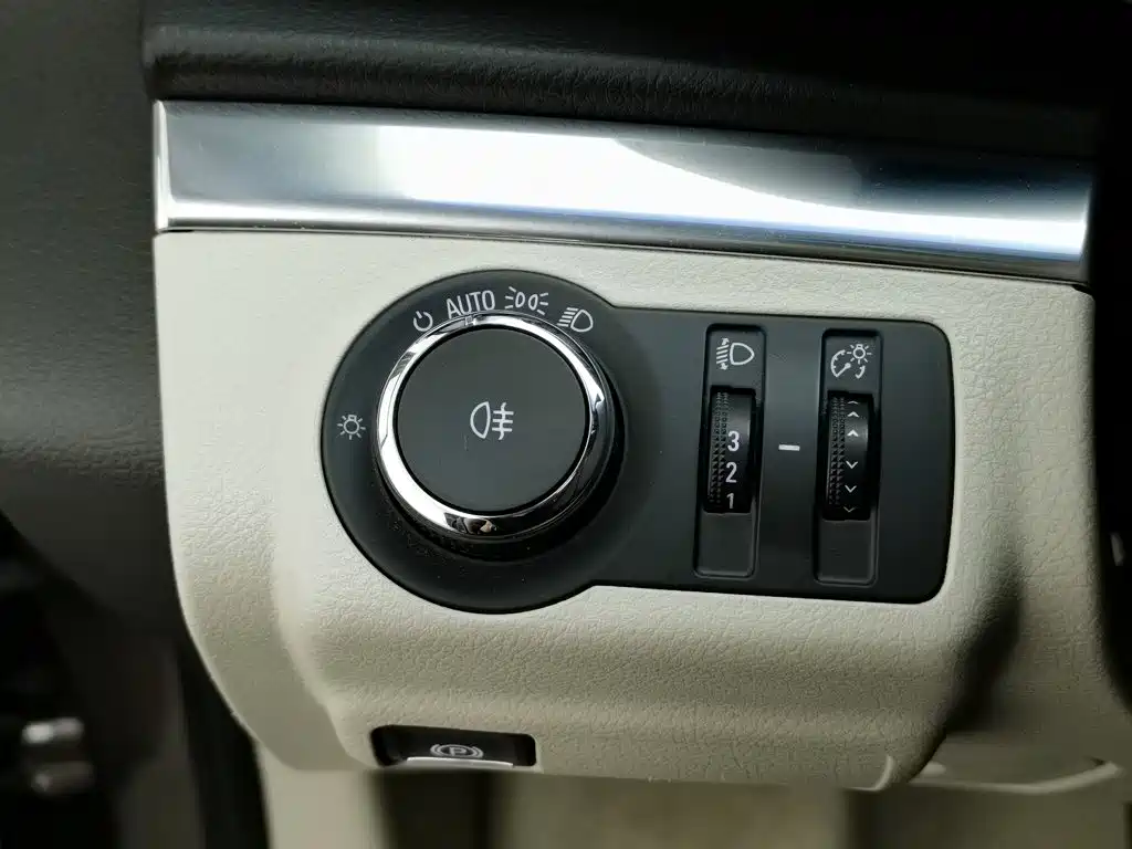 Buick GL8 — миниатюра 21