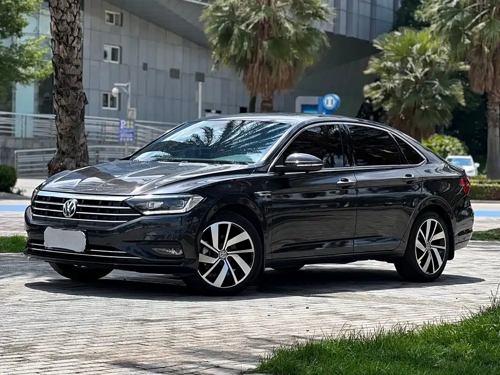 Volkswagen Sagitar 2022
