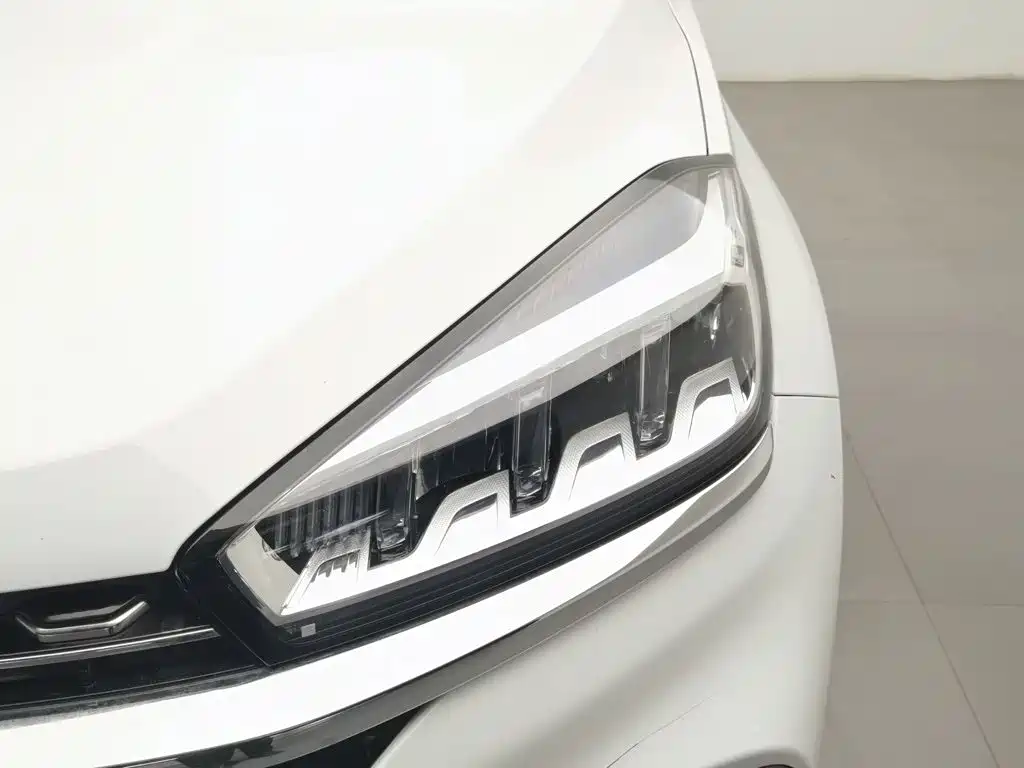 Chery Tiggo 8 — миниатюра 7