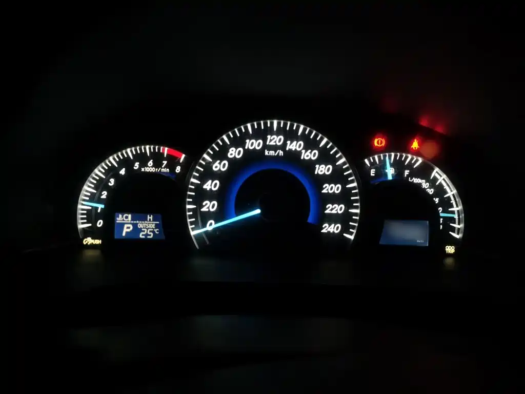 Toyota Camry 2015 2.0G Lead
