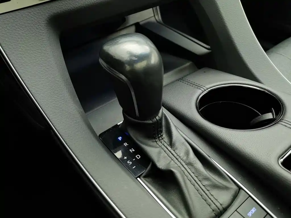 Toyota Avalon — миниатюра 13