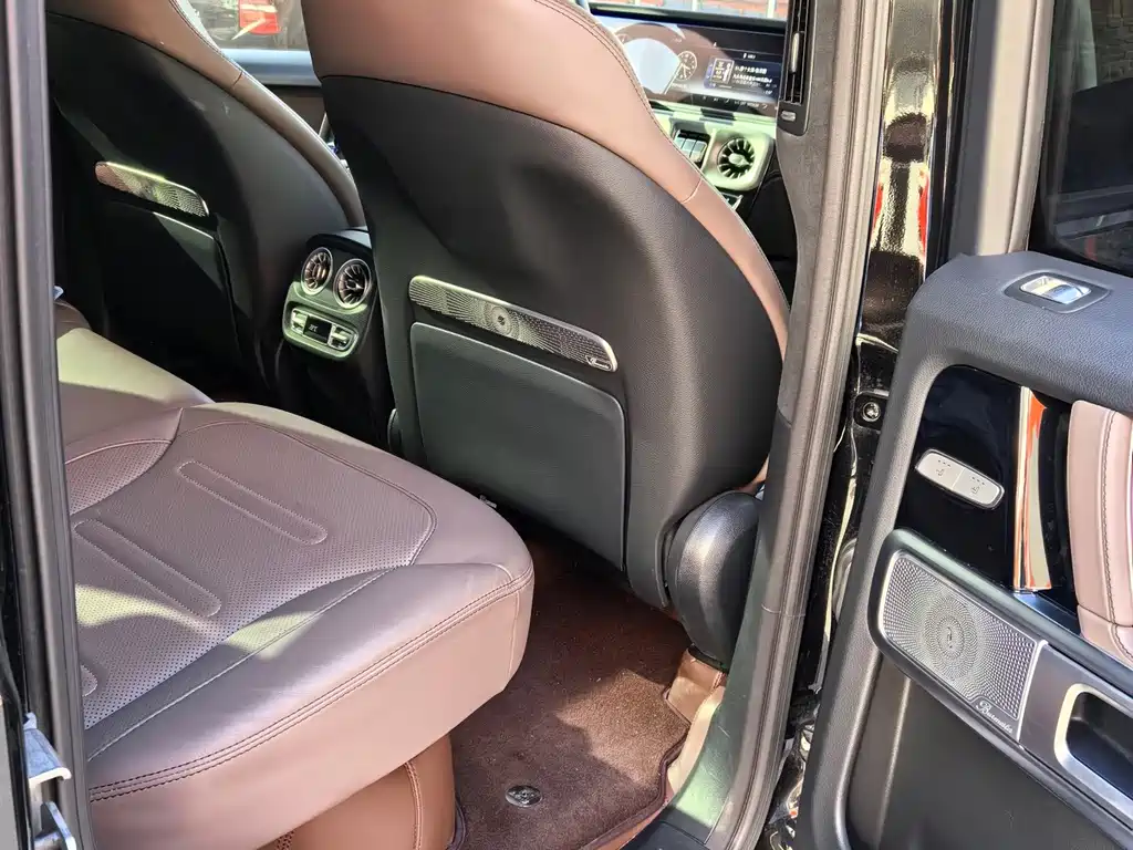Mercedes-Benz G-Class — миниатюра 5