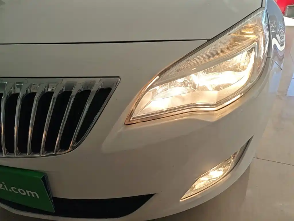 Buick Excelle — миниатюра 24