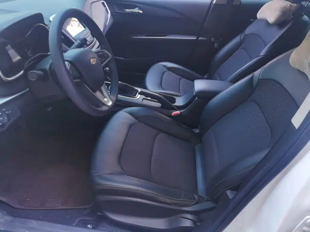 Chevrolet Cavalier — миниатюра 8