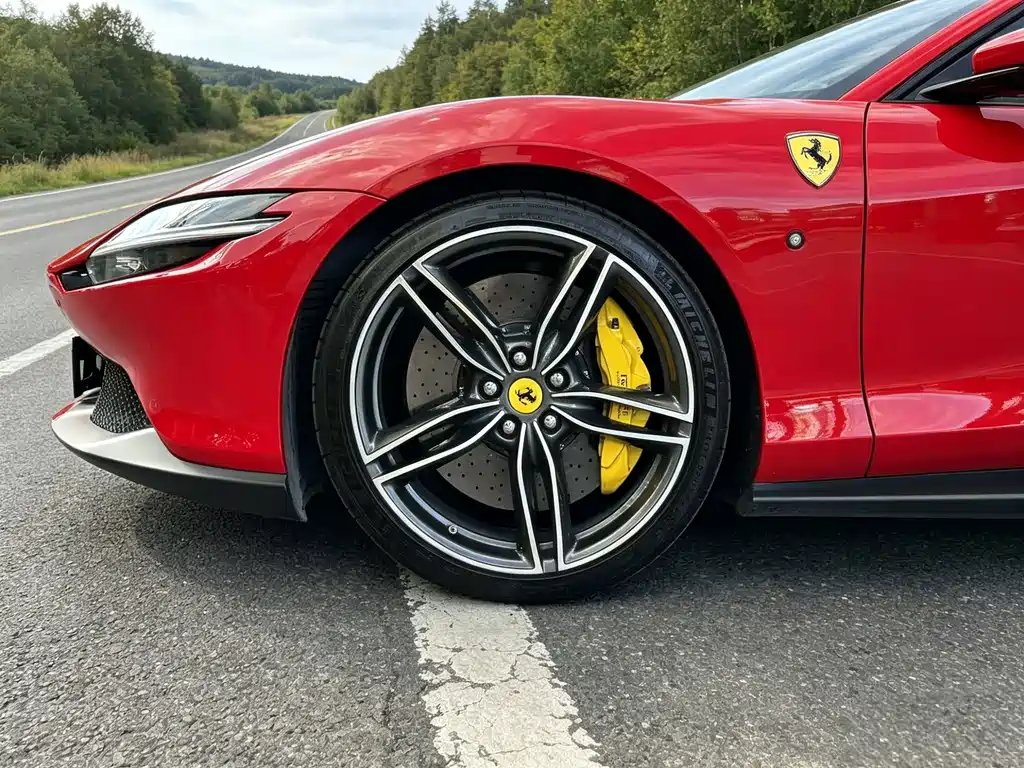 Ferrari Roma — миниатюра 3
