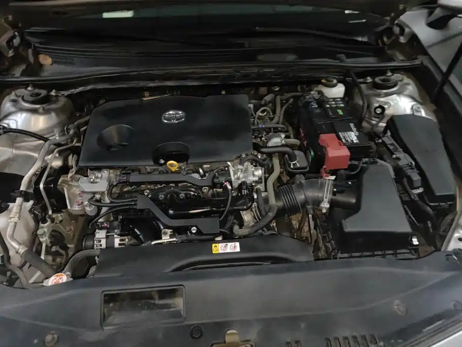 Toyota Camry — миниатюра 10