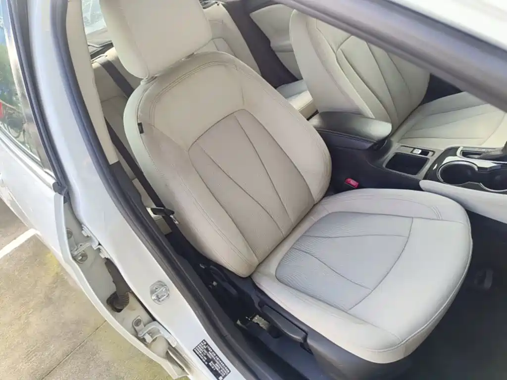 Buick Verano — миниатюра 25