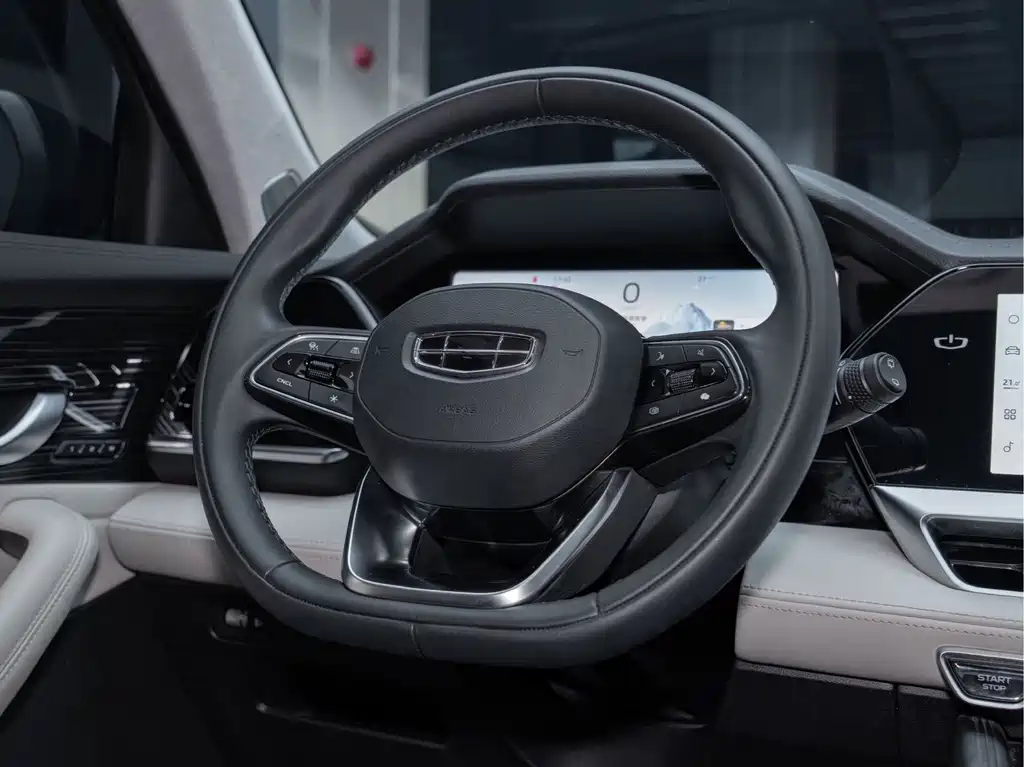 Geely Xingyue L — миниатюра 18