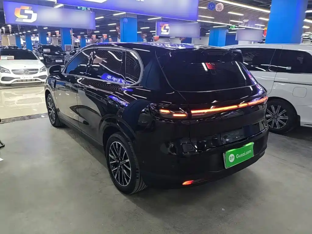 Leapmotor Leapmotor B10 — миниатюра 5