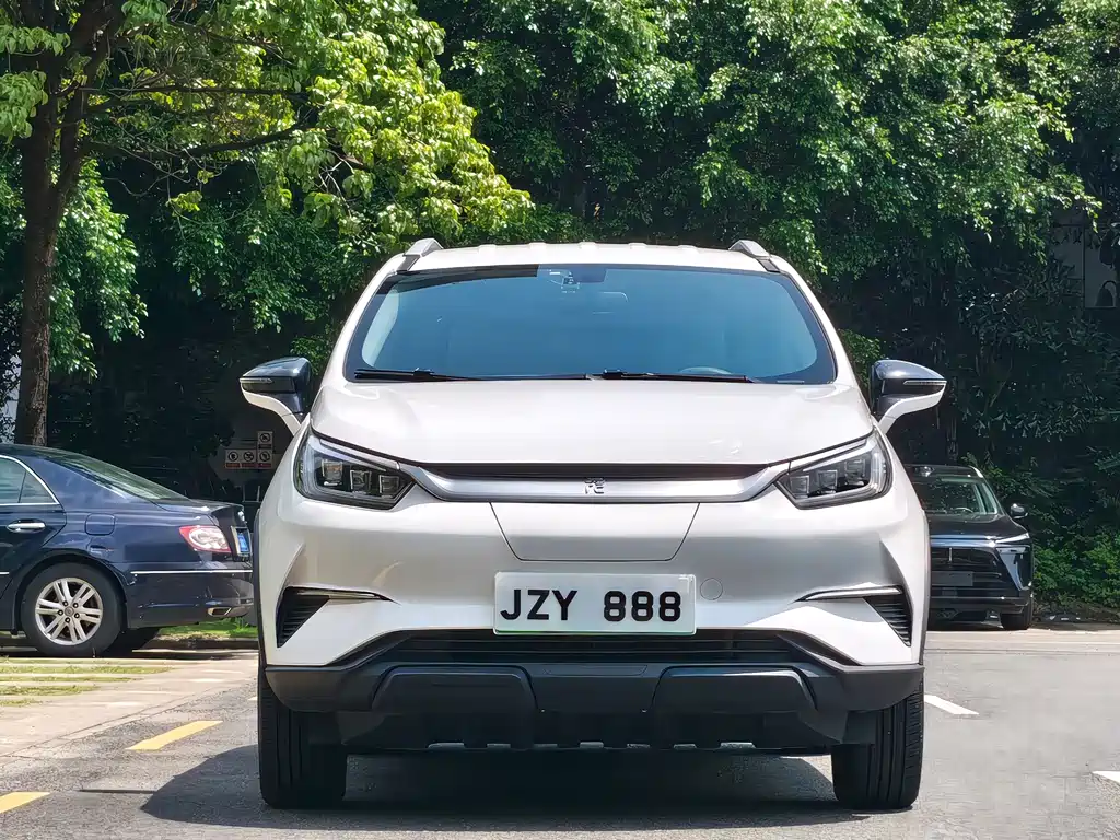 BYD Yuan Pro — миниатюра 2