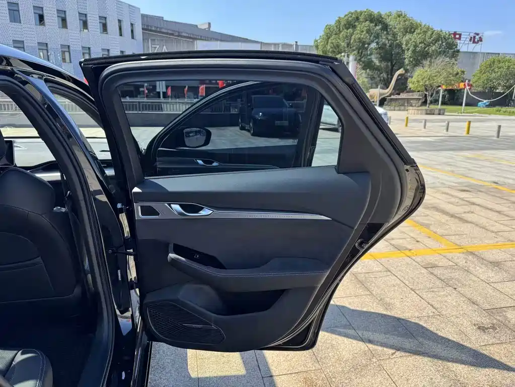 Geely Xingrui — миниатюра 19