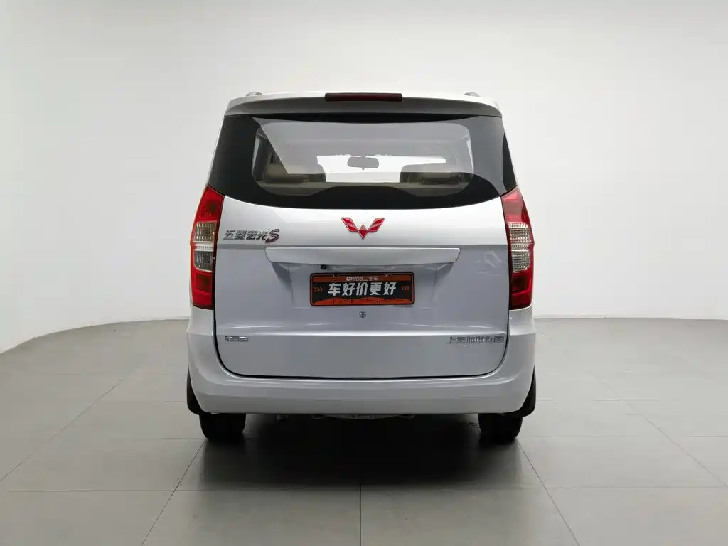 Wuling Hongguang — миниатюра 4