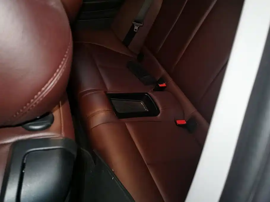 BMW 2 Series (Import) — миниатюра 11