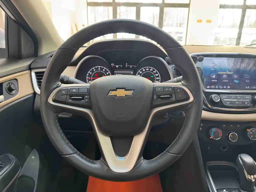 Chevrolet Monza — миниатюра 15