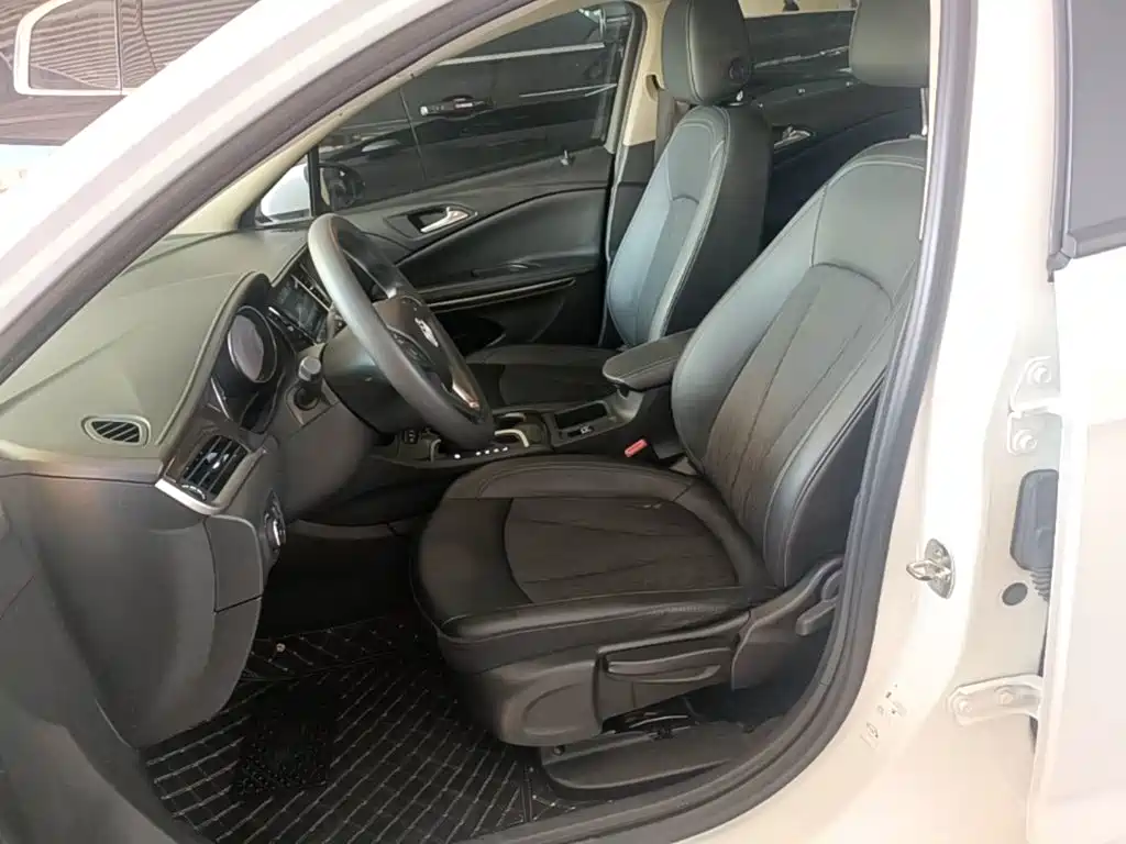 Buick Verano — миниатюра 15