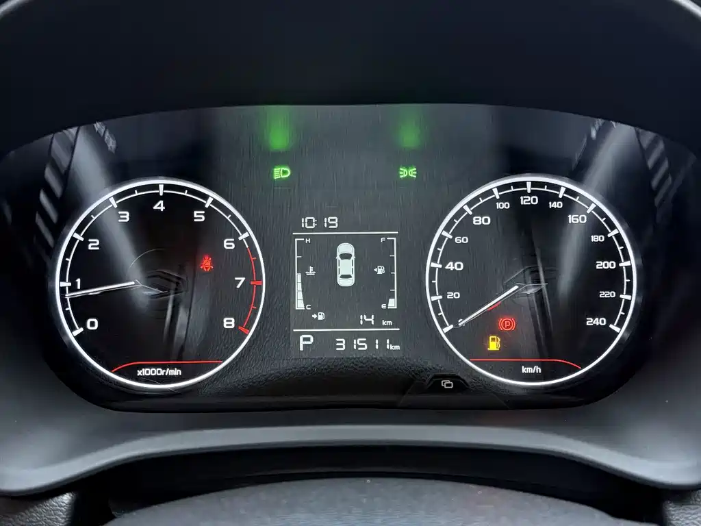 Geely Vision X3 — миниатюра 4
