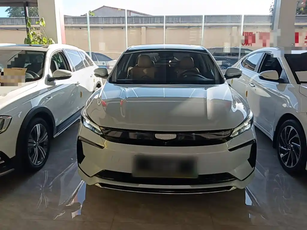 Geely L HiP — миниатюра 3