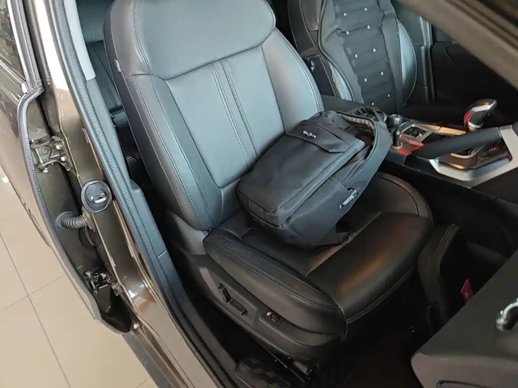 Peugeot 3008 — миниатюра 25