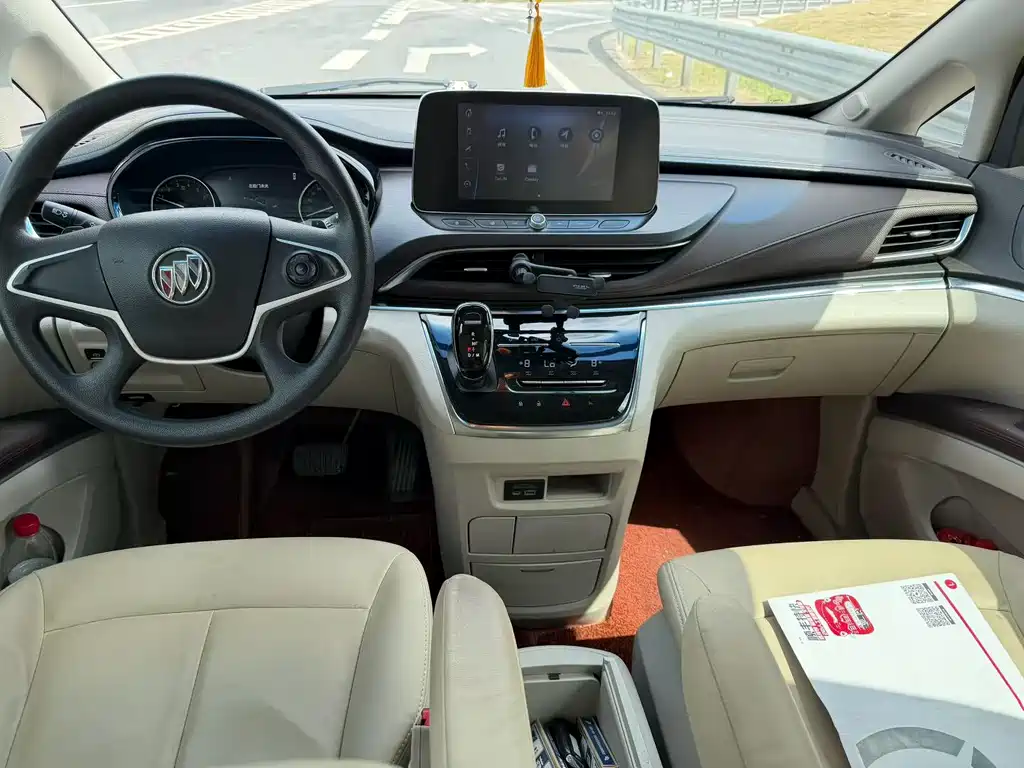 Buick GL8 — миниатюра 4
