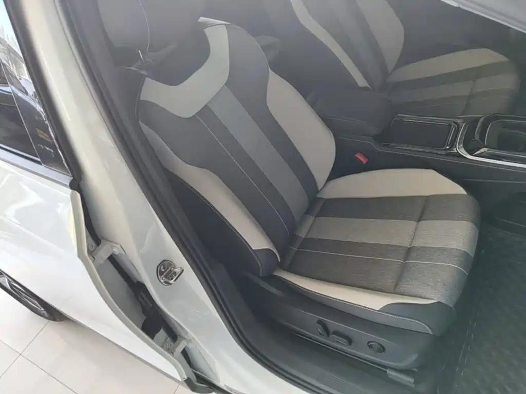 Volkswagen ID.4 Crozz — миниатюра 25