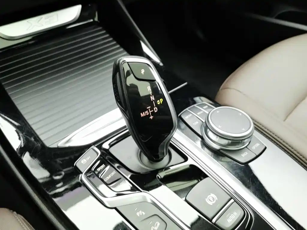 BMW X3 — миниатюра 13