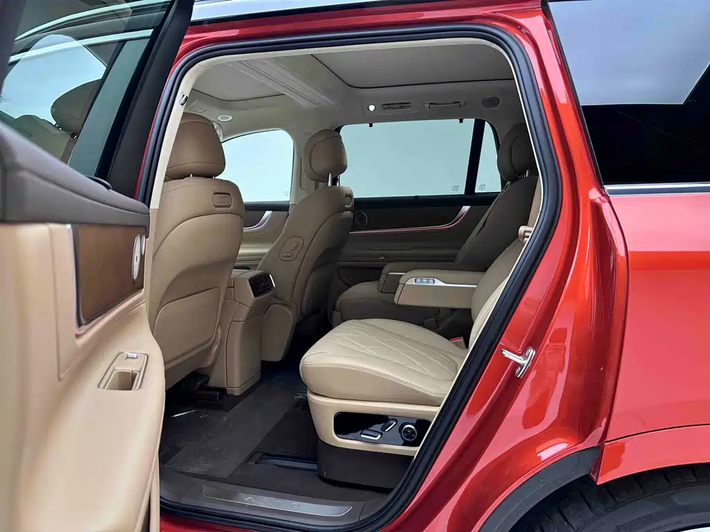 AITO ASK THE WORLD M9